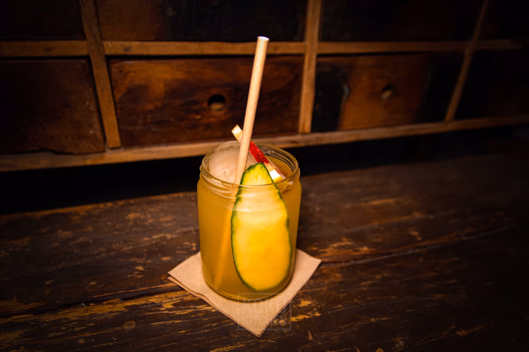 Homemade Elderflower Lemonade