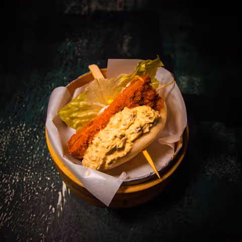 Crispy Chicken Bao